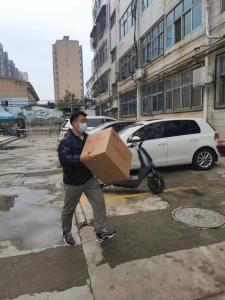 华人策略研究论坛一线战“疫”之：关键时刻站出来 就地转化勇担当